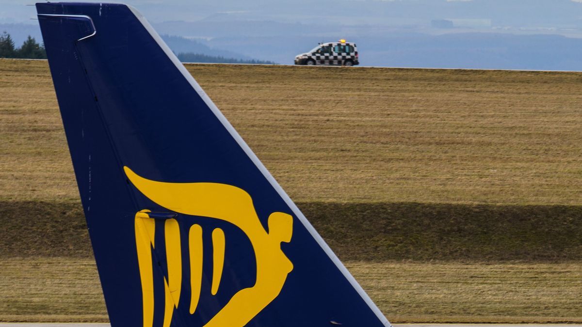 MIt dem Flieger in die falsche Richtung: Ehepaar landet mit Ryanair in Litauen statt in Spanien!