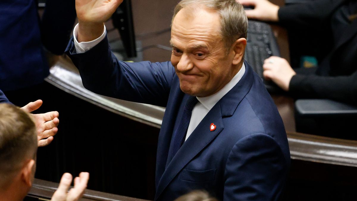 Polen, Warschau: Donald Tusk, Oppositionsführer