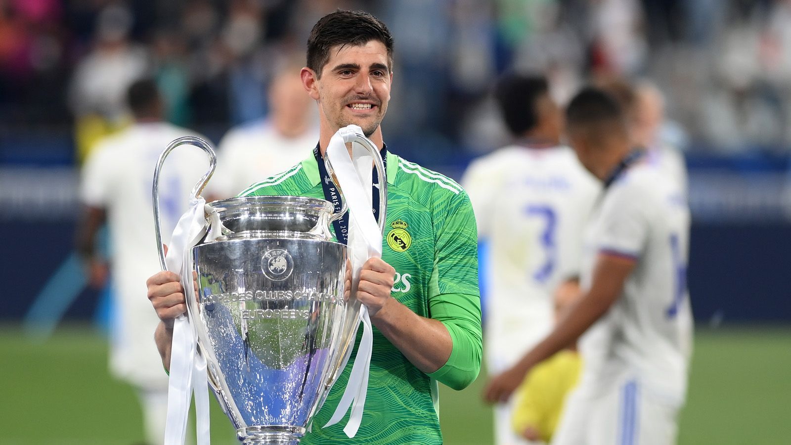 
                <strong>Man of the Match</strong><br>
                "Wenn der Torwart des Gegners der 'Man of the Match ist", dann ist das immer eine Scheiß-Nachricht", sagte Liverpool-Coach Jürgen Klopp im "ZDF". Für Real Madrid war Thibaut Courtois dagegen Gold wert.
              