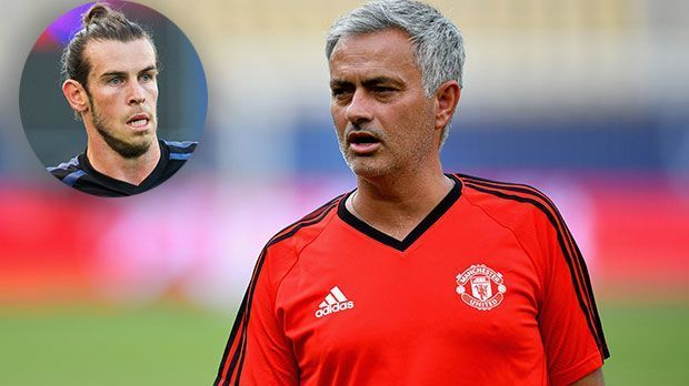 
                <strong>Spieler, die für Manchester United und Real Madrid aktiv waren</strong><br>
                Real Madrid und Manchester United spielen um den UEFA Supercup. Auf der Pressekonferenz vor der Partie gab "Red Devils"-Trainer Jose Mourinho Interesse an einem bestimmten Spieler zu: Gareth Bale. "Wenn er in den Plänen des Klubs keine Rolle spielt und es sich erhärtet, dass ein Spieler wie Bale auf dem Sprung ist, dann werde ich da sein." Der Waliser wäre nicht der erste Real-Spieler, der zu Manchester United wechselt. ran.de zeigt eine Auswahl an Stars, die für beide Klubs spielten oder noch in einem der Teams aktiv sind.
              