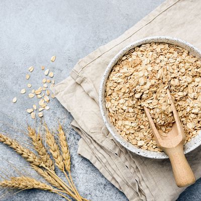 Oat flakes, oats or rolled oats in bowl