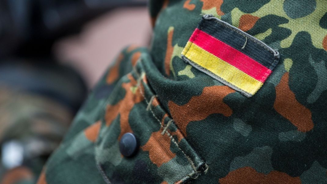 Ein Bericht der Bundeswehr über gefährliche Fallschirme stellte sich als falsch heraus.