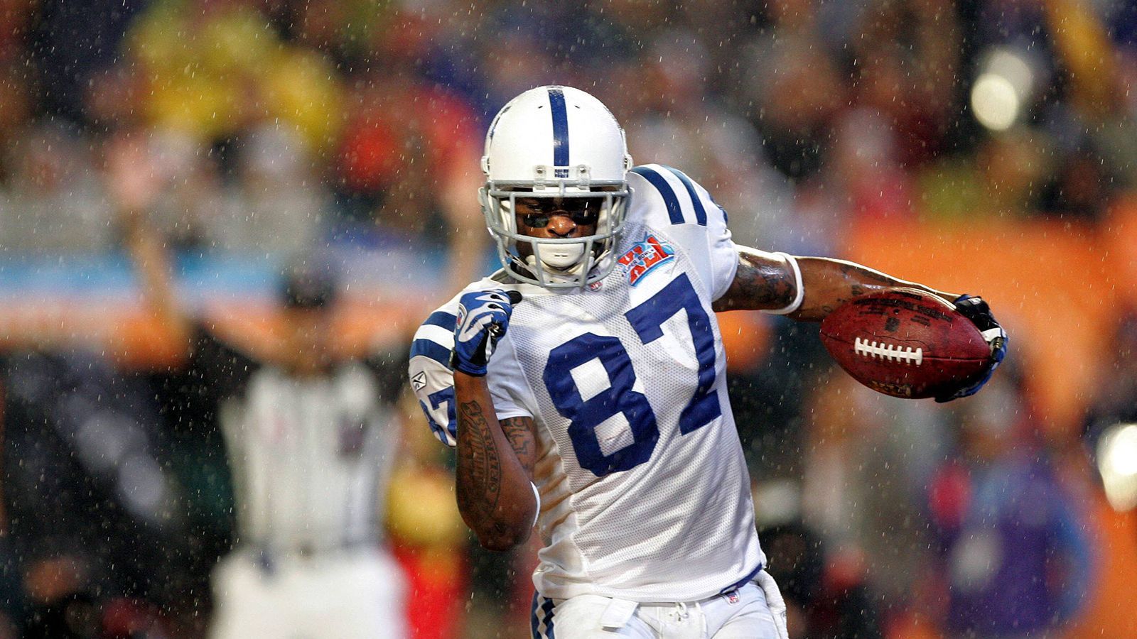 
                <strong>Platz 5: Indianapolis Colts </strong><br>
                &#x2022; 911 Touchdowns<br>
              