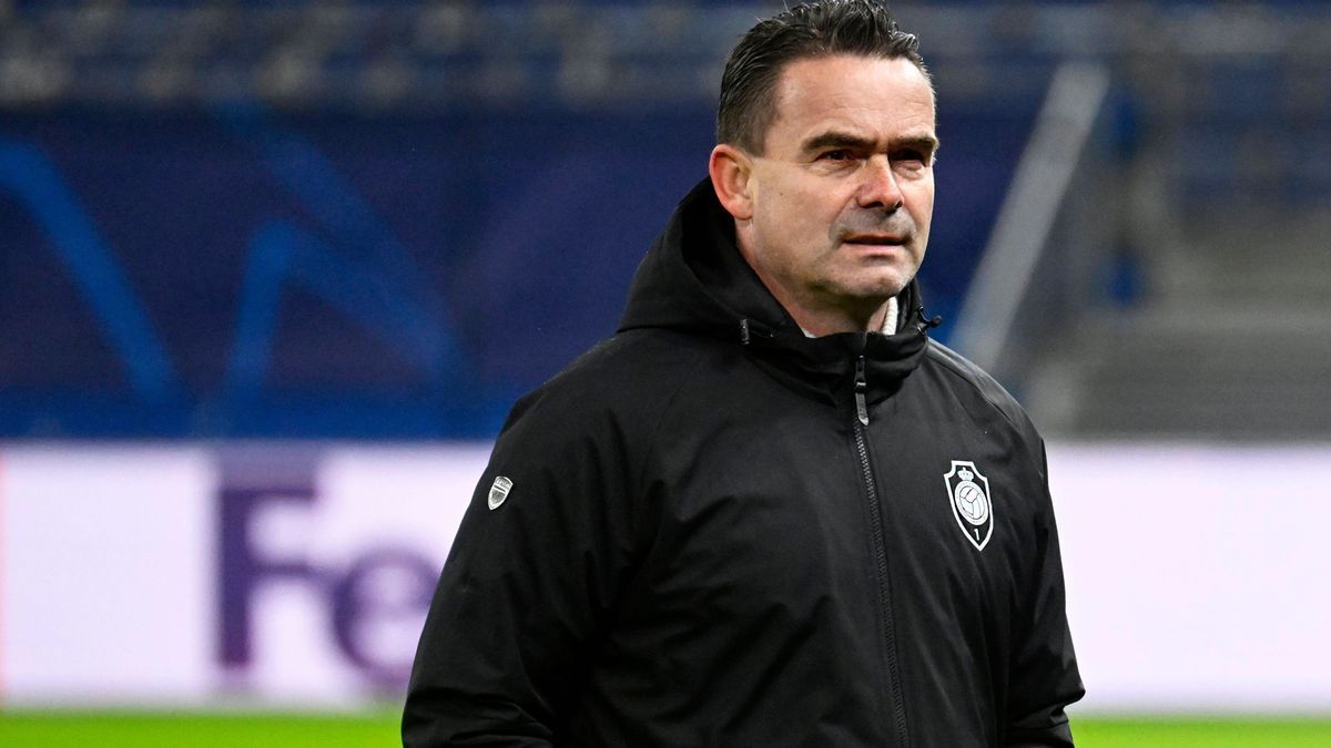 Media activities R Antwerp FC - Champions League 27 11 2023 HAMBURG, GERMANY - NOVEMBER 27 : Marc Overmars pictured during a training session prior to the UEFA Champions League match between FC Sha...