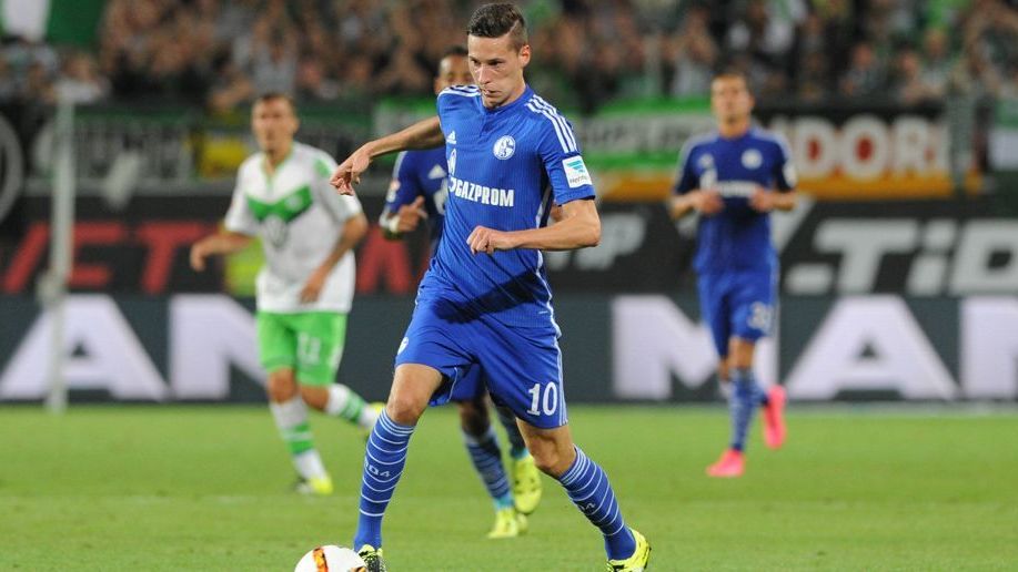 <strong>Platz 3: Julian Draxler (FC Schalke 04)</strong><br>
                <strong>Alter beim 100. Bundesliga-Spiel:</strong> 20 Jahre, sieben Monate, 13 Tage<br><strong>Saison:</strong> 2013/14
