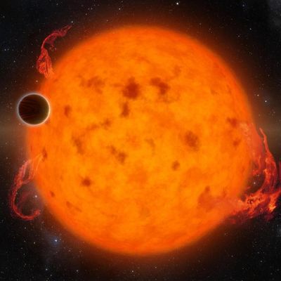 Auf dieser Abbildung K2-33b zu sehen. Er ist einer der jüngsten Exoplaneten, die bisher mit dem Kepler-Weltraumteleskop der NASA entdeckt wurden.