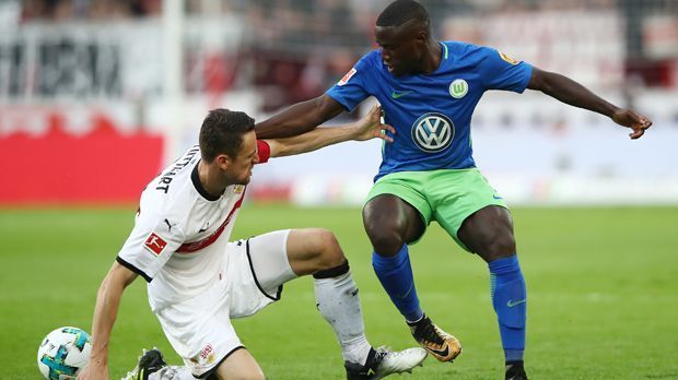 
                <strong>Paul-Georges Ntep (AS Saint-Etienne)</strong><br>
                Im vergangenen Winter kam Paul-Georges Ntep mit großen Ambitionen nach Wolfsburg, hatte nach gutem Start aber ein schwieriges Jahr. Lediglich fünf Einsätze verbuchte der Franzose in der Hinrunde und bat darum um einen Wechsel. Der VfL leiht ihn jetzt für ein halbes Jahr nach Frankreich aus. "Er kennt die Liga, hat dort einen großen Namen", erklärt Sportdirektor Olaf Rebbe: "Dort kann er sich jetzt Spielpraxis und Selbstvertrauen holen. Dann bewerten wir im Sommer, wie es weitergeht. Mit Leihgeschäften haben wir gute Erfahrungen gesammelt."
              