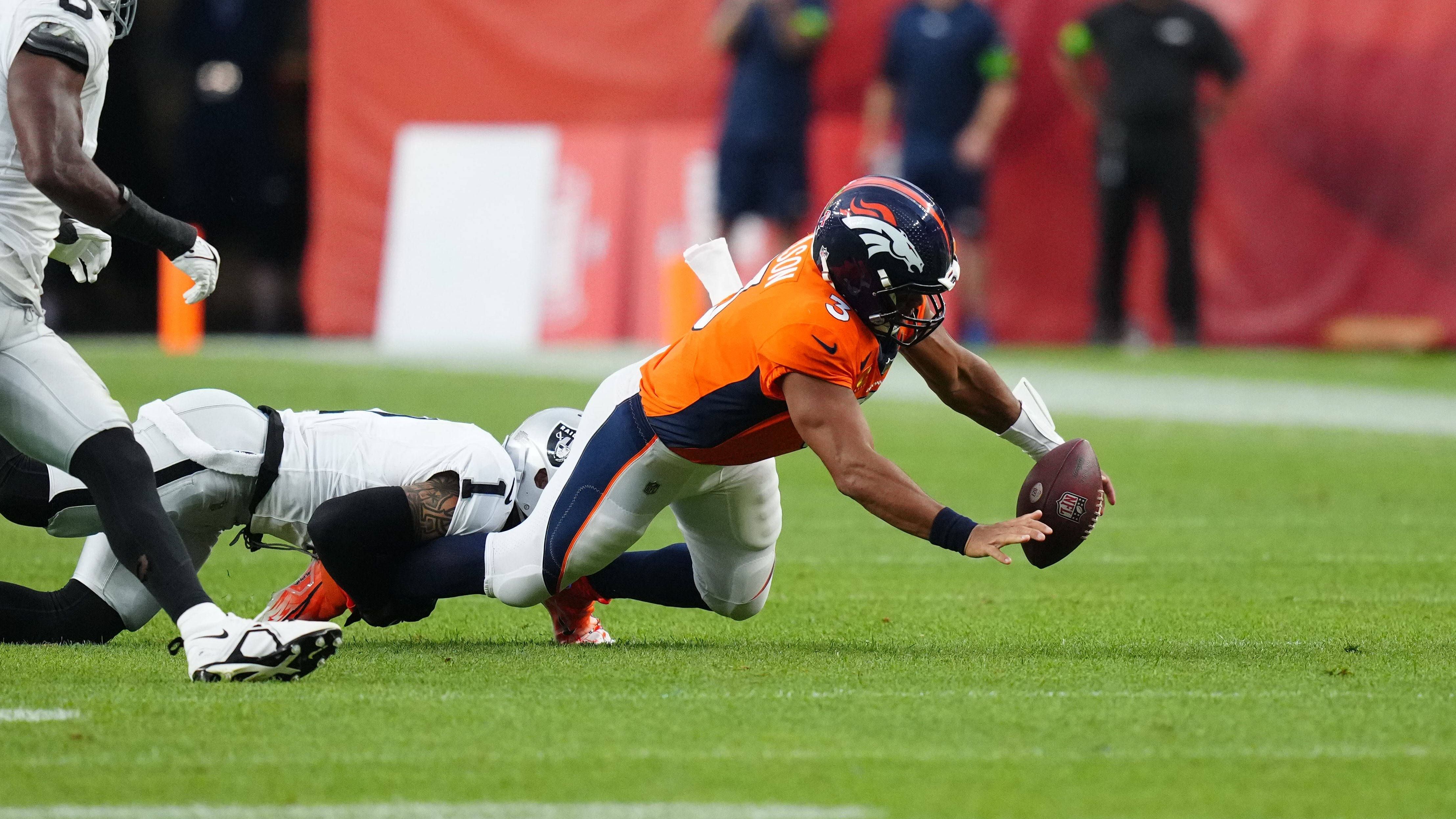 <strong>Denver Broncos: Natürlicher Rasen</strong><br>Im Empower Field at Mile High wird auch auf "Kentucky Bluegrass" gespielt.