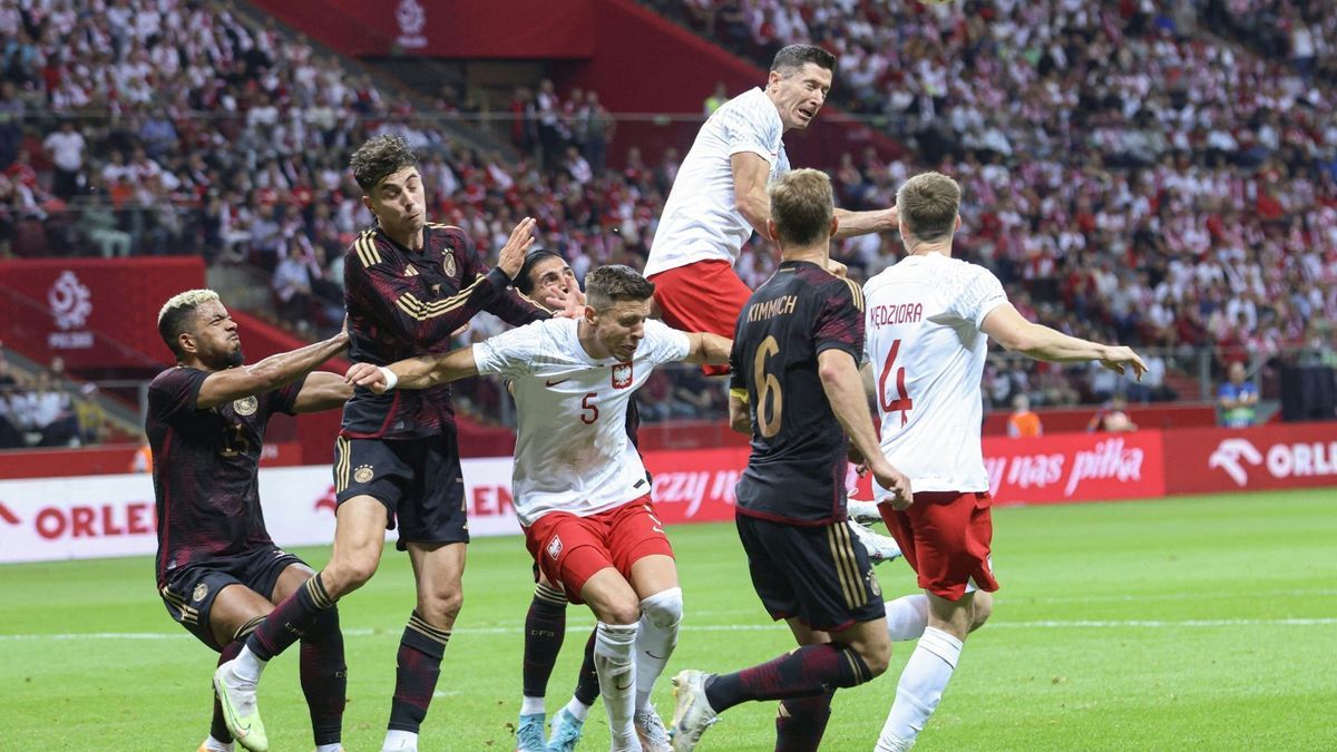 Lewandowski überspringt die deutsche Verteidigung
