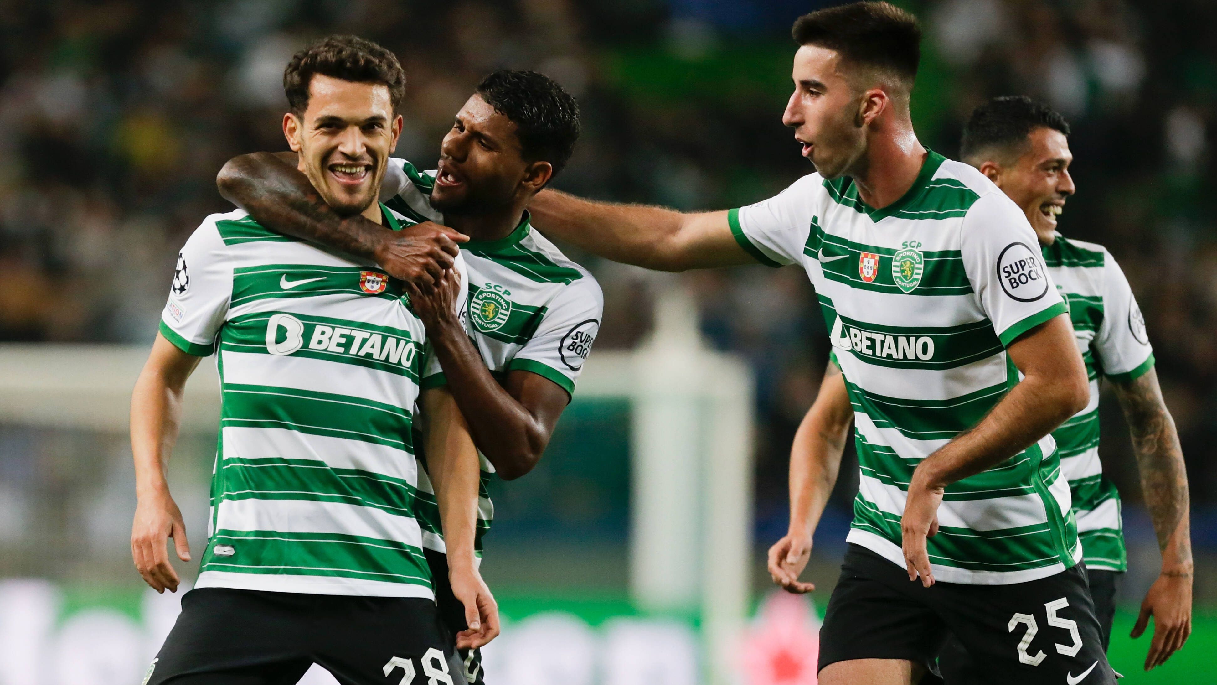 
                <strong>Sporting Lissabon</strong><br>
                Hinter Ajax setzte sich überraschend Sporting Lissabon durch. Zwar verloren die Portugiesen zweimal gegen Amsterdam, die wichtigen Spiele gegen Besiktas sowie das Rückspiel gegen Dortmund gewann Sporting aber. Erstmals seit 2009 stehen die Grün-Weißen wieder im Achtelfinale der Champions League. 
              