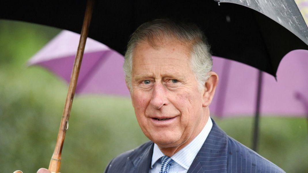 Überraschendes Update aus London: König Charles darf vorerst nicht nach Hause. Mehr dazu hier!