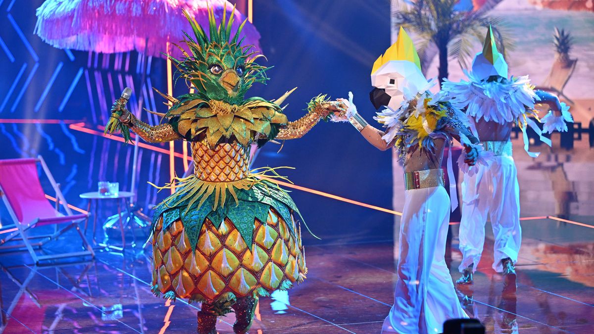 "The Masked Singer" 2024: Lady Ananas bittet in Folge 3 zum Tanz