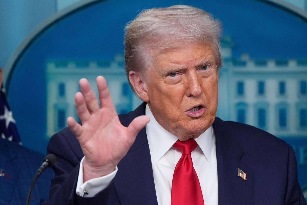 Trumps Einsatz der Nationalgarde in Los Angeles sei illegal gewesen, so ein Bundesrichter.