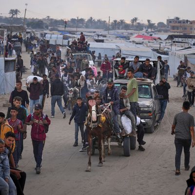 Die umstrittene Hilfsorganisation Gaza Humanitarian Foundation (GHF) wird heute eigenen Angaben zufolge keine Hilfsgüter im Gazastreifen verteilen.