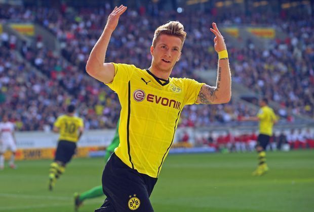 
                <strong>TOP: Marco Reus</strong><br>
                Er ist der überragende Mann am 28. Spieltag. Nach einem 0:2-Rückstand gegen den VfB Stuttgart netzt der deutsche Nationalspieler gleich drei Mal ein und ist der unumstrittene Matchwinner für Dortmund.
              