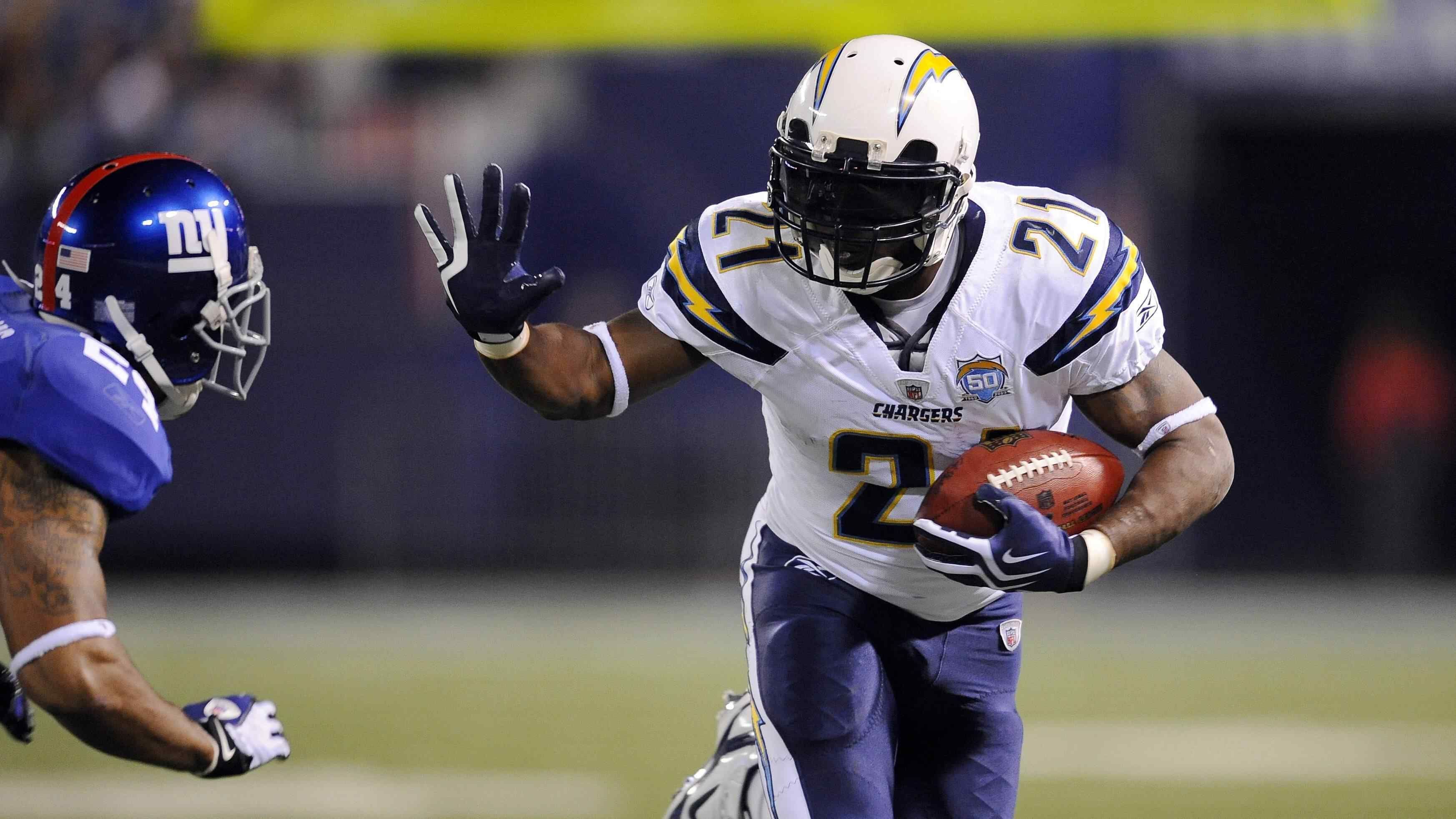 
                <strong>Los Angeles Chargers: LaDainian Tomlinson</strong><br>
                Erzielte Touchdowns: 153Position: Running Back
              
