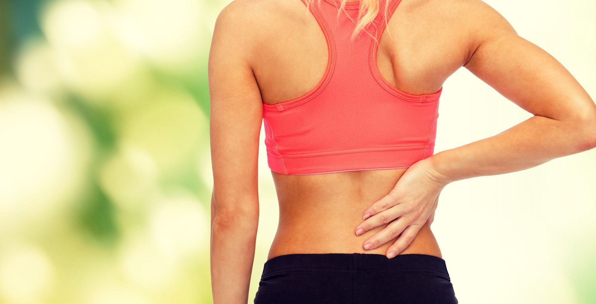 Schmerzen im unteren Rücken können auch durch das blockierte Wurzelchakra ausgelöst werden.