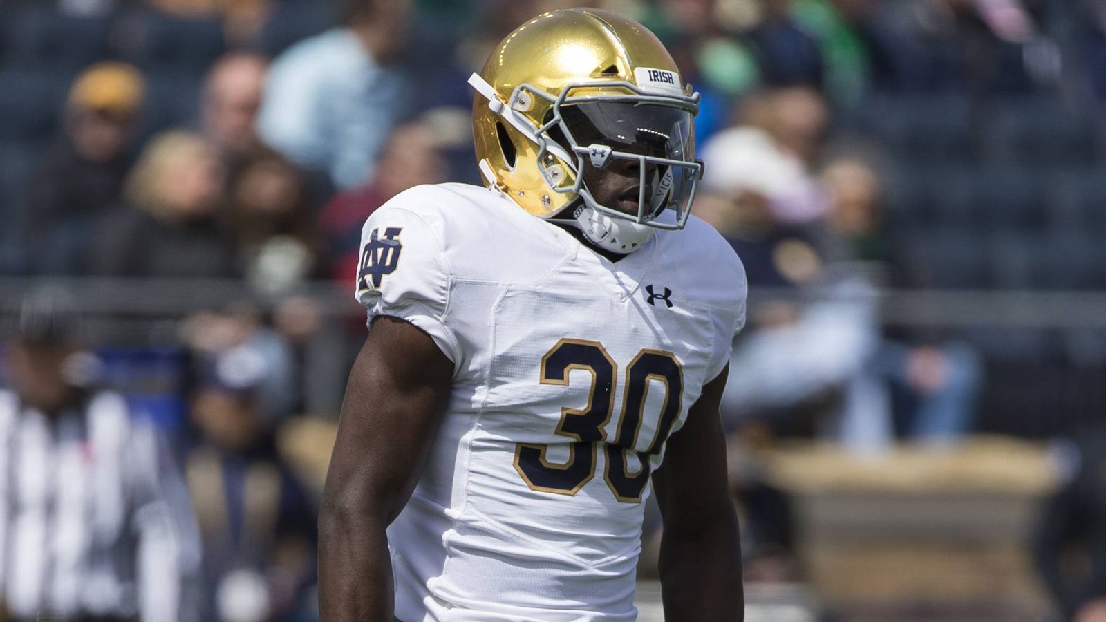 
                <strong>Pick 19: Washington Football Team - Jeremiah Owusu-Koramoah</strong><br>
                &#x2022; Linebacker -<br>&#x2022; Notre Dame<br>
              