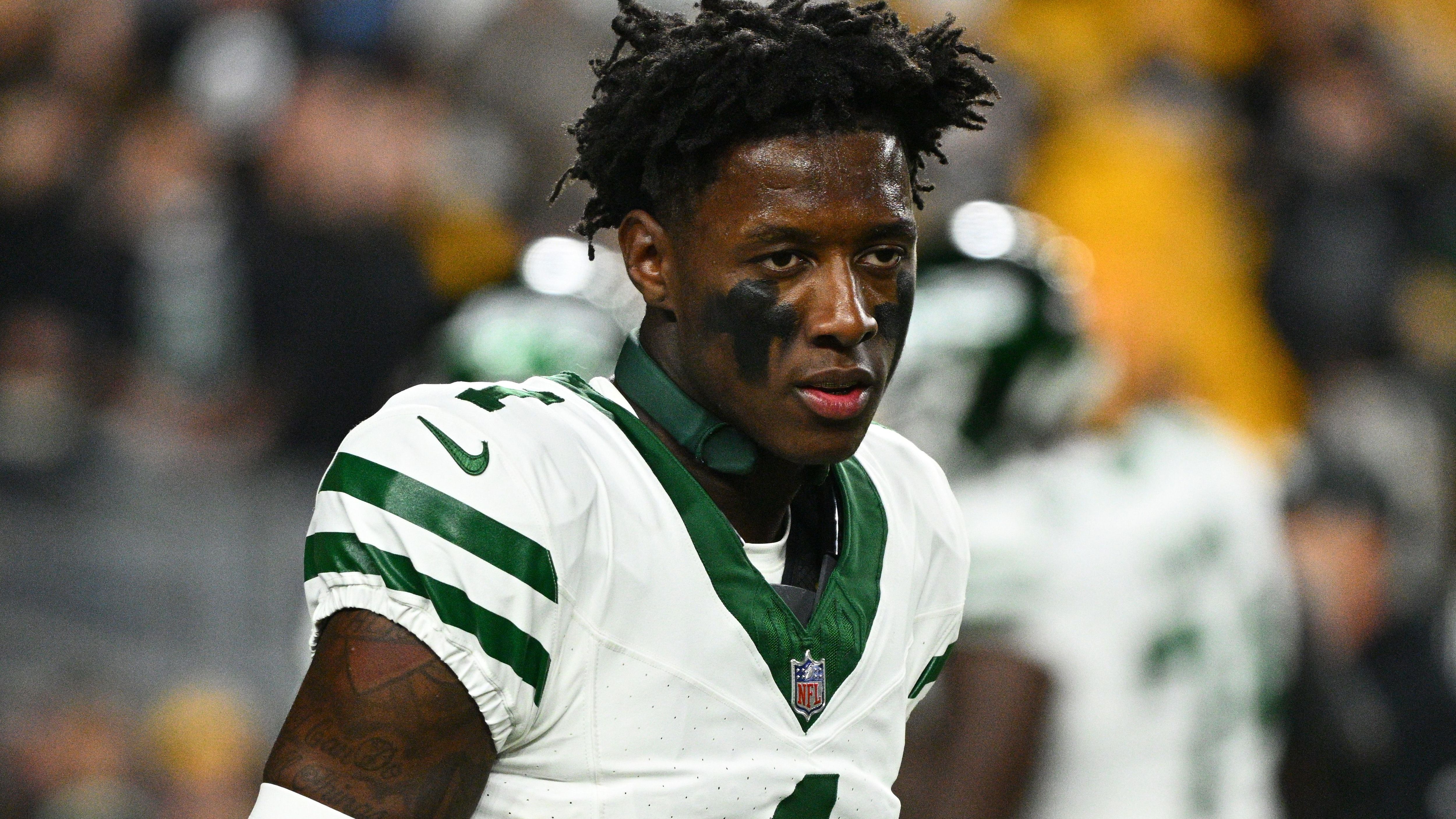 <strong>Cornerback<br></strong>1. Platz: Sauce Gardner (Jets, Foto) - 30,1 Millionen US-Dollar über vier Jahre<br>2. Platz:  Derek Stingley Jr. (Texans) - 30 Millionen US-Dollar über drei Jahre<br>3. Platz Jaycee Horn (Panthers) - 25 Millionen US-Dollar über vier Jahre<br>4. Platz: Jalen Ramsey (Dolphins) - 24,1 Millionen US-Dollar über drei Jahre<br>5. Platz: Patrick Surtain II (Broncos) - 24 Millionen US-Dollar über vier Jahre