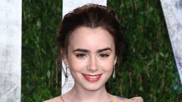 Lily Collins Image