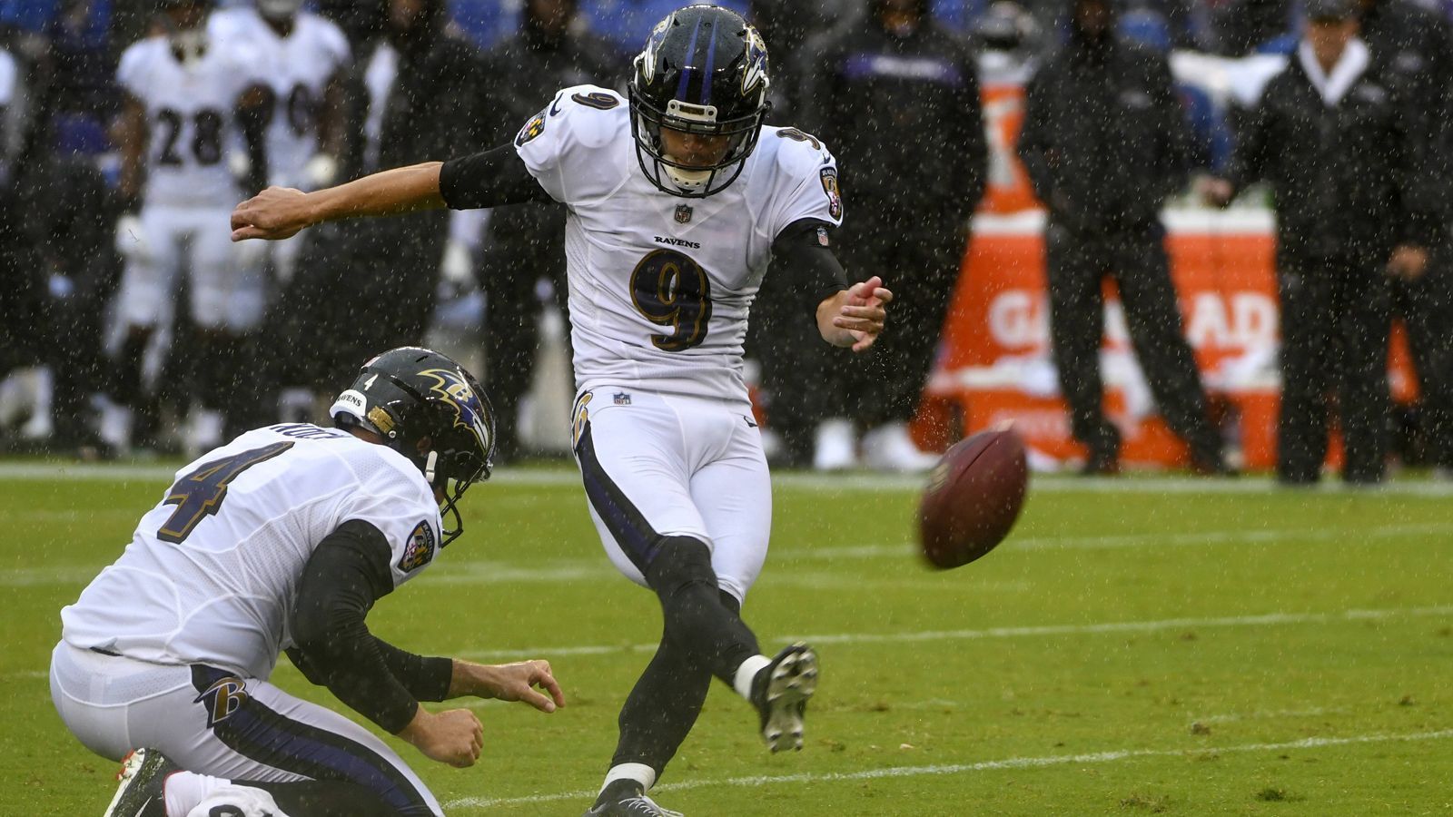 
                <strong>Platz 1: Justin Tucker (Baltimore Ravens)</strong><br>
                Madden-Rating: 87
              