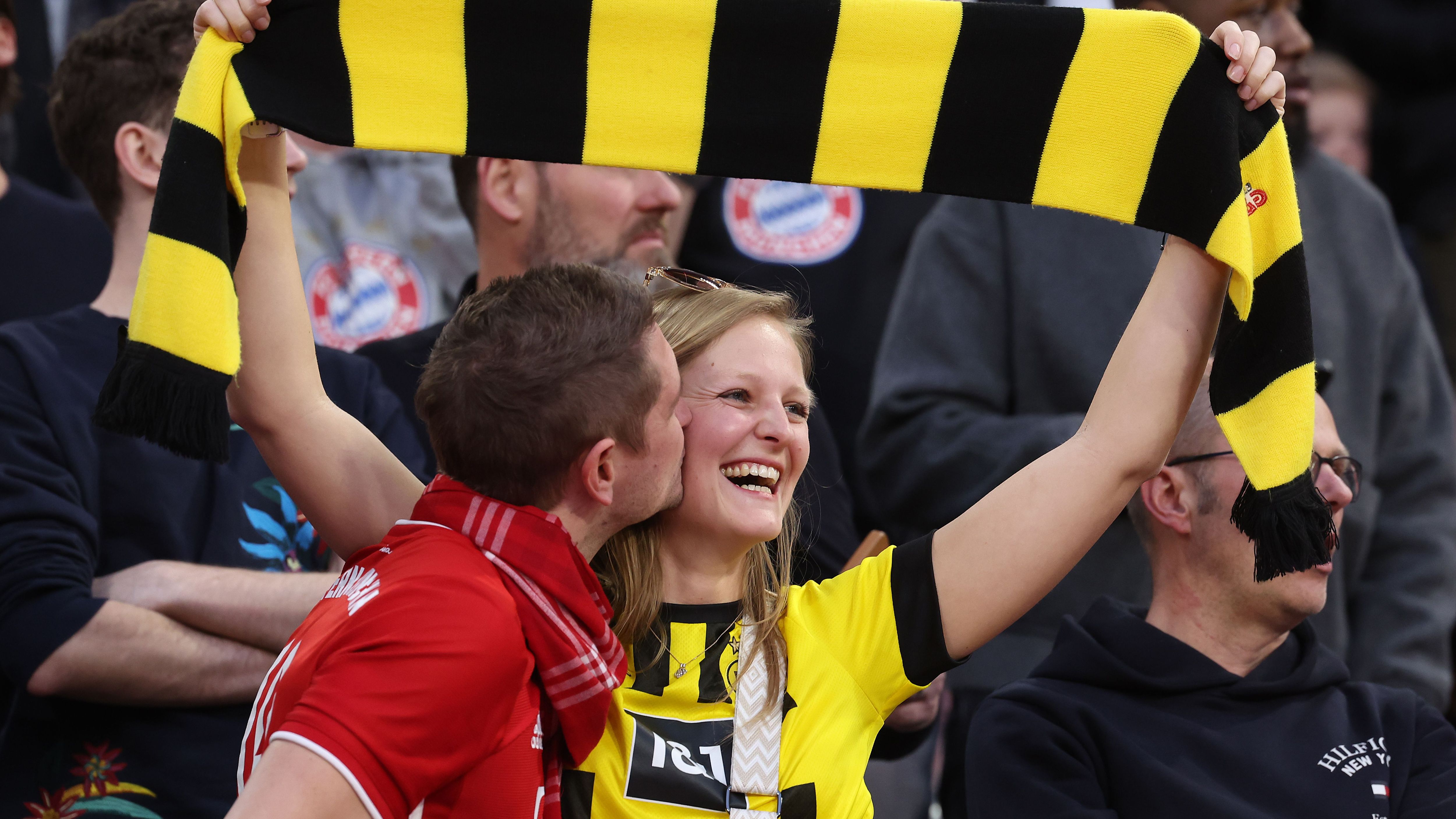<strong>2063 FC Bayern München</strong> <br>In letzter Sekunde den Titel geholt, &nbsp;BVB nur Vize