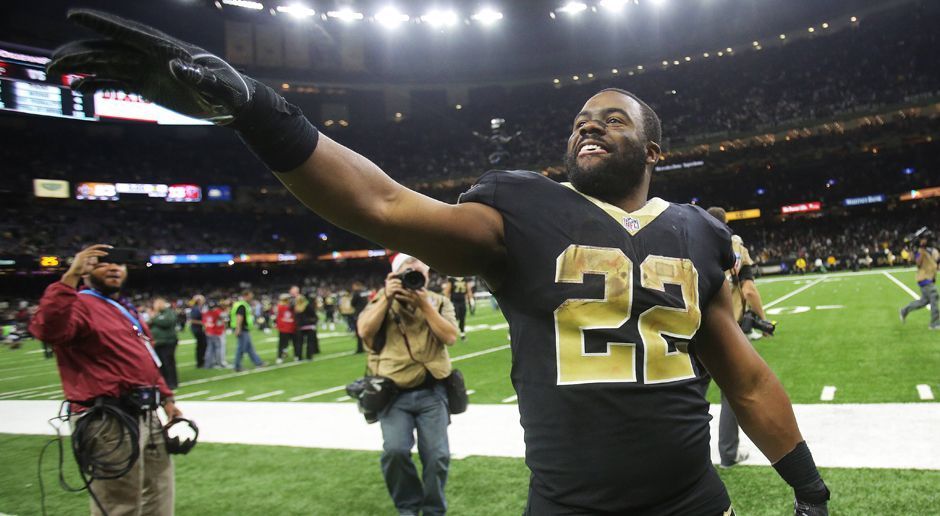 
                <strong>Top: Mark Ingram (Heisman Trophy Winner 2009)</strong><br>
                Ingram ist ein weiterer Running Back, der die Heisman Trophy gewann und später von den New Orleans Saints gedraftet wurde – allerdings erst an Position 28. Mark Ingram wurde zwei Mal in den Pro Bowl berufen. Vergangene Saison erlebte er mit 1124 Rushing-Yards die beste Saison seiner Karriere.
              