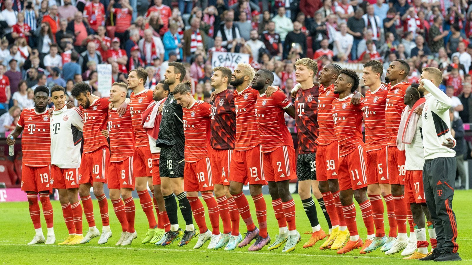 
                <strong>Platz 2: FC Bayern München</strong><br>
                Anteil der Stimmen: 13 Prozent
              