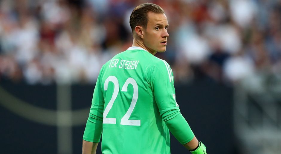 
                <strong>Champions League Spiele Deutschland: 228 / Tore Deutschland: 21</strong><br>
                Es gibt eine Kategorie, in der der deutsche Kader erfahrener ist. Julian Draxler, Bernd Leno und Marc-Andre ter Stegen (Bild) kommen allein auf jeweils über 30 Partien. Während bei den Chilenen sieben Spieler Erfahrung vorweisen, sind es bei den deutschen gerade einmal sieben ohne CL-Erfahrung. Und bei Niklas Süle und Diego Demme kommt diese Saison noch etwas dazu.
              