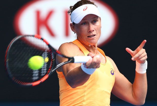 
                <strong>Samantha Stosur</strong><br>
                Die australische Nummer eins ist das Aushängeschild des Teams. 2011 konnte die 30-Jährige als bislang letzte Australierin bei den US Open ein Grand-Slam-Turnier gewinnen. Im Fed Cup hat sie mit 27 Siegen und 13 Niederlagen ein sehr positive Bilanz. 
              