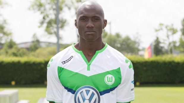 
                <strong>Josuha-Guilavogui</strong><br>
                Josuha Guilavogui - defensives Mittelfeld: Der VfL Wolfsburg hat Josuha Guilavogui für zwei Jahre von Atlectio Madrid ausgeliehen und sich dabei eine Kaufoption für den 25-Jährigen gesichert. Guilavogui ist beim VfL im defensiven Mittelfeld neben Luiz Gustavo gesetzt. 
              