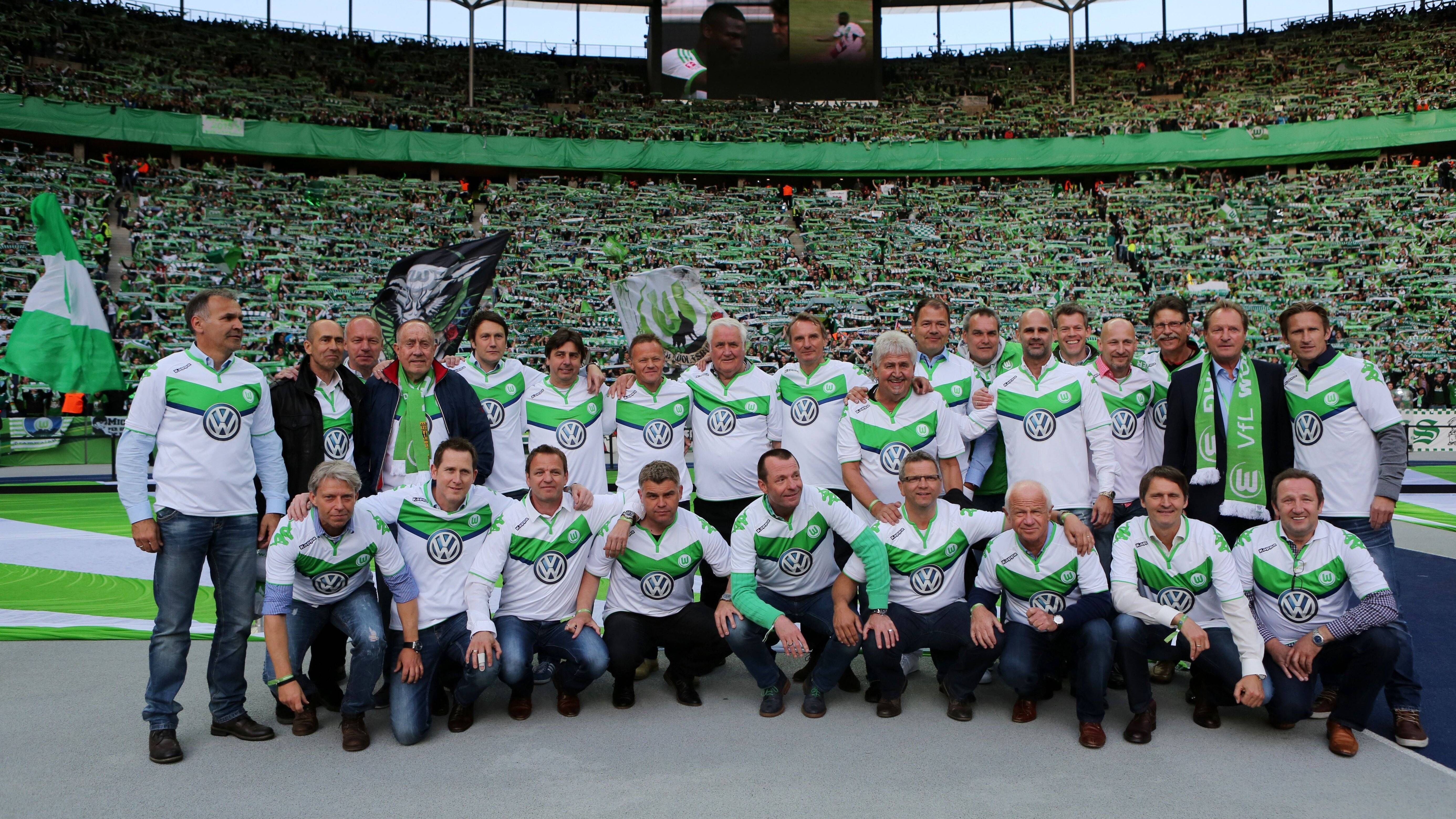 <strong>1995: VfL Wolfsburg (2. Liga)</strong><br> Dem Überraschungs-Team der Pokal-Saison 1995, dem VfL Wolfsburg, blieb im Finale gegen Gladbach die Sensation verwehrt. Gegen Effenberg, Dahlin, Herrlich und Co. war am Ende beim 0:3 kein Kraut gewachsen.