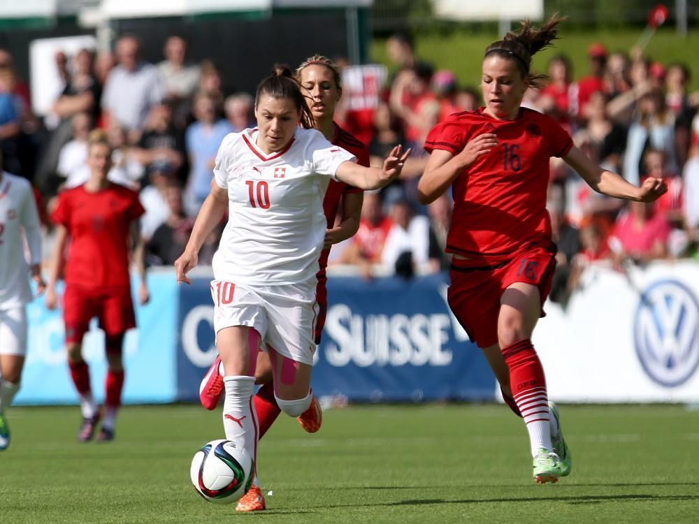 Dfb Frauen Gewinnen Wm Generalprobe In Der Schweiz