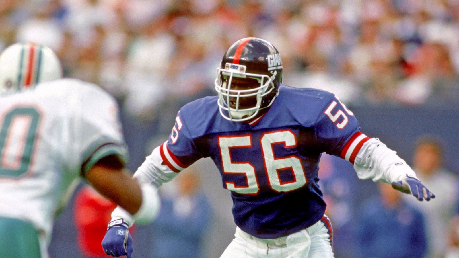 
                <strong>New York Giants: Lawrence Taylor (Linebacker) </strong><br>
                Taylor revolutionierte die Linebacker-Position und gilt als einer der besten Defensivspieler aller Zeiten.
              