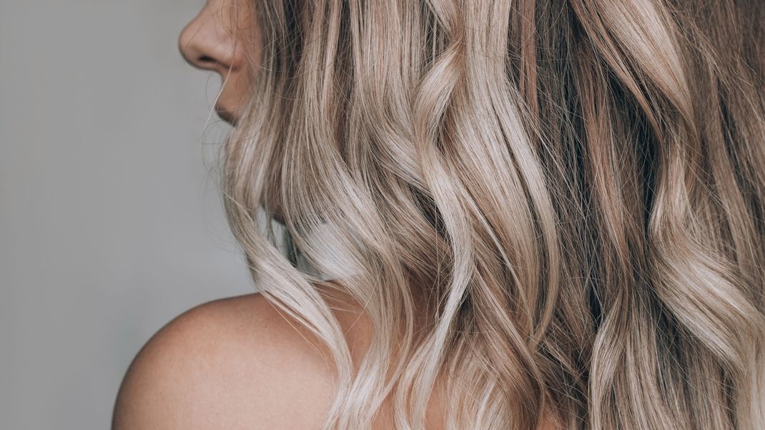 Balayage ist eine beliebte Technik für blondes Haar