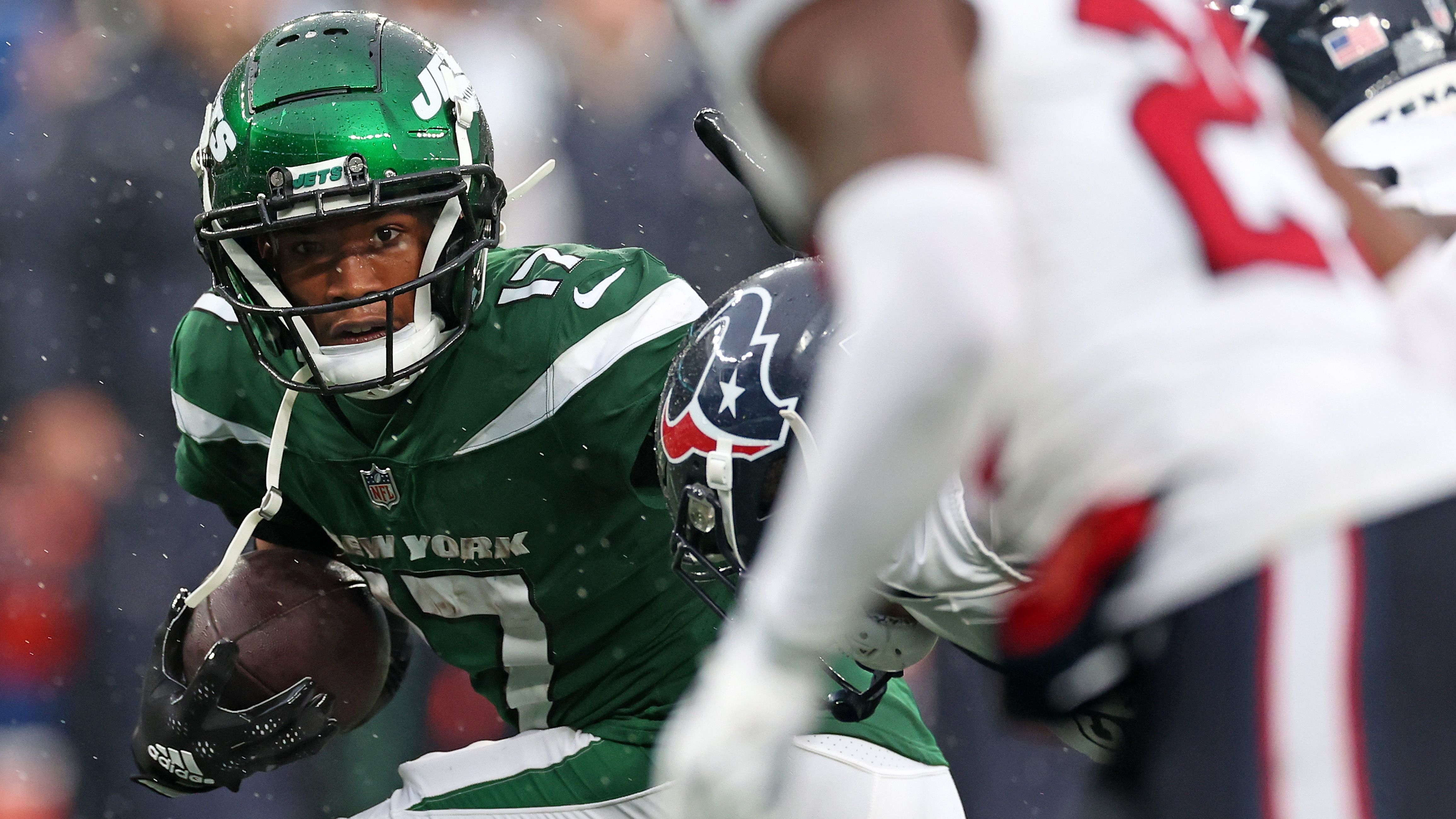 <strong>Platz 24 (geteilt): New York Jets</strong><br>Receiver: Garrett Wilson, Mike Williams und Malachi Corley<br>Durchschnittliche 40-Yard-Dash-Zeit: 4,49 Sekunden