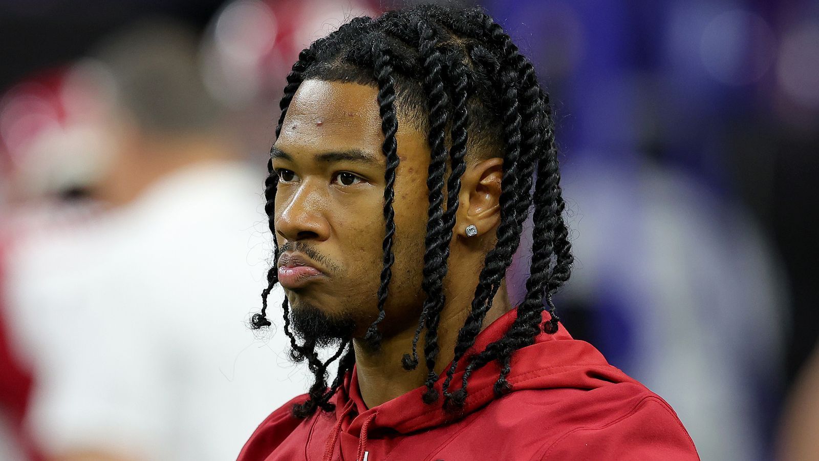 
                <strong>27. Pick: TRADE 9 - Philadelphia Eagles - John Metchie, WR, Alabama</strong><br>
                Die Houston Texans schicken ihren von den Tampa Bay Buccaneers erhaltenen Pick an Position 27 an die Philadelphia Eagles weiter. Quarterback Jalen Hurts bekommt dafür mit John Metchie von der Alabama University einen neuen Passempfänger zur Seite gestellt.
              
