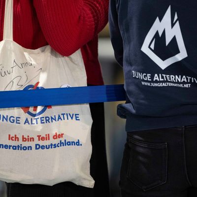 Die Junge Alternative löst sich auf.