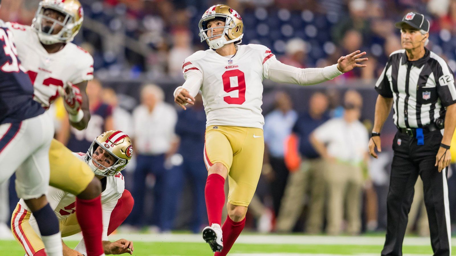 
                <strong>Robbie Gould (San Francisco 49ers)</strong><br>
                Durchschnittliches Jahresgehalt: 4.750.000 Dollar
              