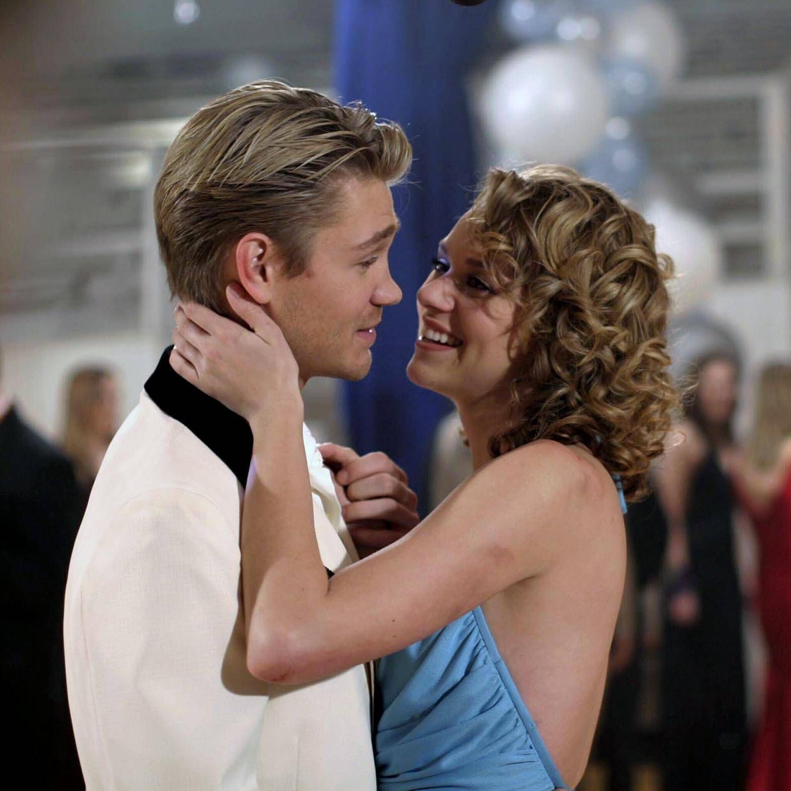 Chad Michael Murray and Hilarie Burton