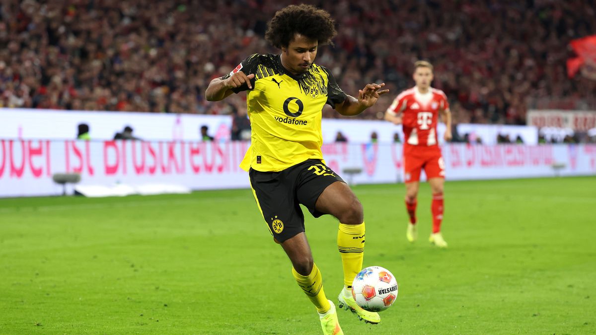 FC Bayern München v Borussia Dortmund - Bundesliga