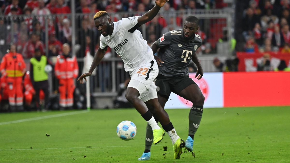 28.09.2024, xjrdrx, Fussball 1.Bundesliga, FC Bayern Muenchen - Bayer 04 Leverkusen emspor, v.l. Victor Boniface (Bayer Leverkusen), Dayot Upamecano of Bayern München (DFL DFB REGULATIONS PROHIBIT ...