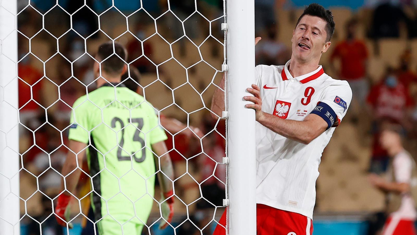 
                <strong>Gruppe E: Polen erreicht das Achtelfinale ... (1 Punkte/2:3 Tore)</strong><br>
                 ... bei einem Sieg gegen Schweden.
              