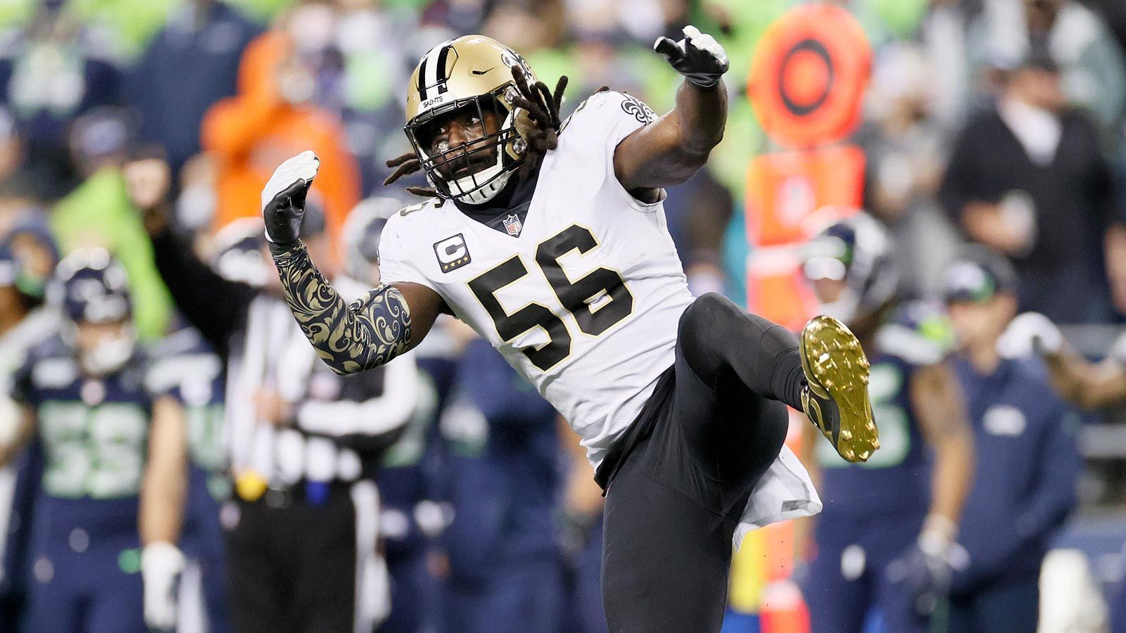 
                <strong>5. Demario Davis</strong><br>
                &#x2022; Team: New Orleans Saints<br>&#x2022; Position: Middle Linebacker<br>&#x2022; <strong>Overall Rating: 93</strong><br>&#x2022; Key Stats: Acceleration 88 - Strength 85 - Awareness 96<br>
              