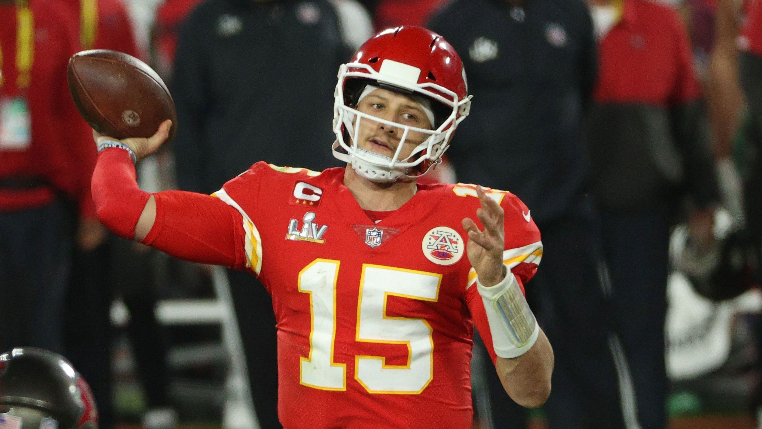 
                <strong>Platz 1: Patrick Mahomes (Kansas City Chiefs)</strong><br>
                Spielstärke: 99
              