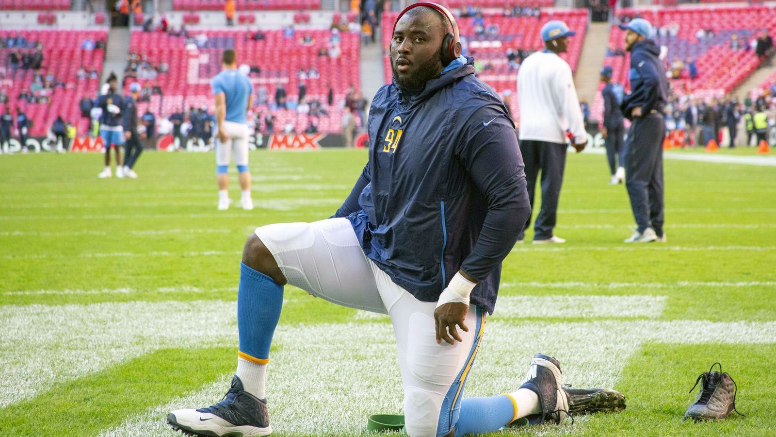 
                <strong>Los Angeles Chargers: Corey Liuget</strong><br>
                Position: Defensive Tackle
              