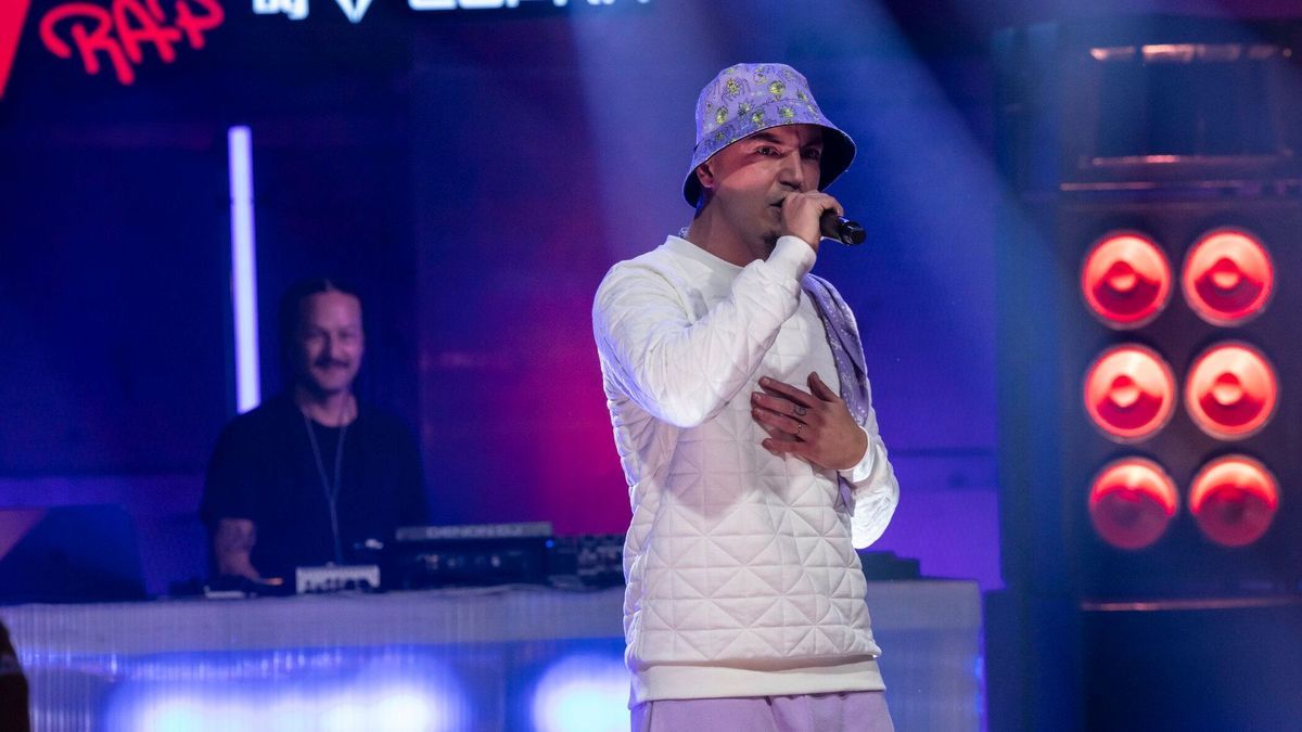 Rabbit möchte bei "The Voice Rap by CUPRA" mit Prinz Pis Klassiker "Keine Liebe" überzeugen. Ob das gelingt? 
