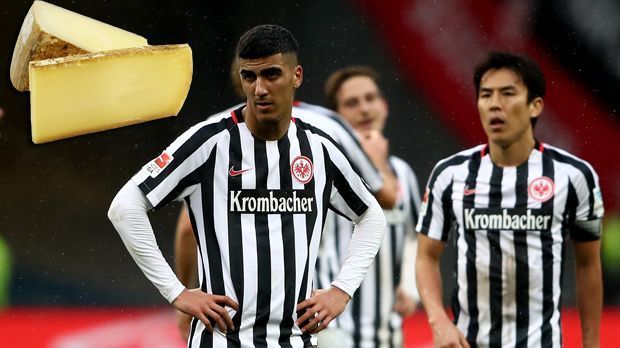 
                <strong>Eintracht Frankfurt: Milch- und Weizenprodukte</strong><br>
                Auch Eintracht Frankfurt vertraut in Sachen Essgewohnheiten auf einen Ernährungsberater. Konkret bedeutet das: Keine Milchprodukte und keine Weizenprodukte mehr beim gemeinsamen Frühstück oder am Buffet im Mannschaftshotel. Kuhmilch wird durch Mandel-, Hafer- und Sojamilch ersetzt. Statt Weizen verwenden die Köche Dinkel, Roggen und Buchweizen. 
              