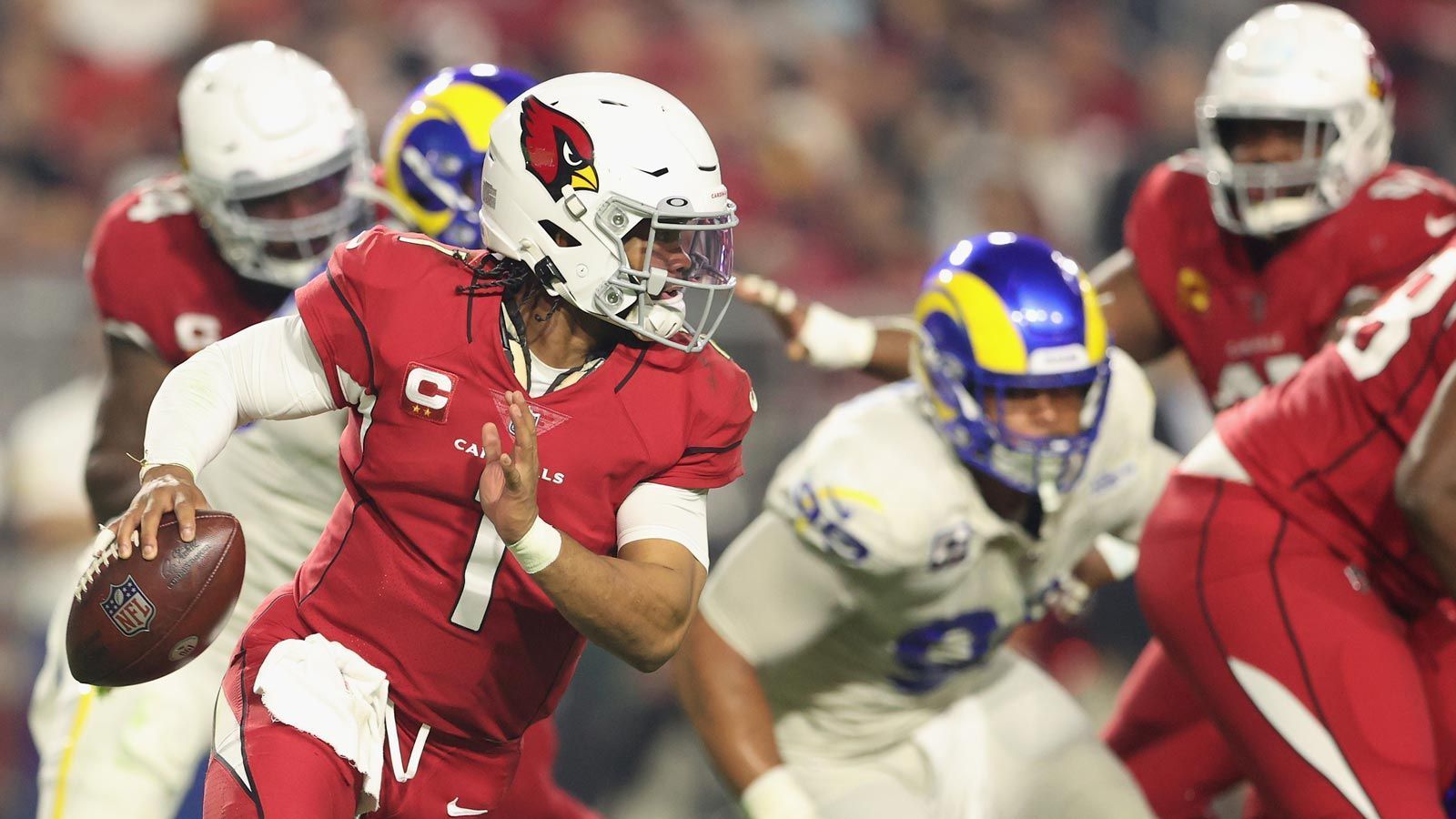 
                <strong>Arizona Cardinals at Los Angeles Rams</strong><br>
                In der Nacht von Montag auf Dienstag, ab 2:05 Uhr LIVE auf ProSieben und im Livestream auf ran.de - &#x2022; Patrick Esume:<strong> Rams - </strong><br>&#x2022; Björn Werner: <strong>Rams - </strong><br>&#x2022; Christoph "Icke" Dommisch: <strong>Rams - </strong><br>&#x2022; Jan Stecker: <strong>Rams - </strong><br>&#x2022; Carsten Spengemann: <strong>Rams - </strong><br>&#x2022; Roman Motzkus: <strong>Rams - </strong><br>&#x2022; Jonas Friedrich: <strong>Rams - </strong><br>&#x2022; Mattis Oberbach: <strong>Rams</strong><br>
              