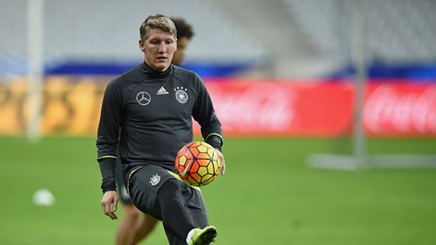 
                <strong>Bastian Schweinsteiger</strong><br>
                Bastian Schweinsteiger - geboren in Kolbermoor
              